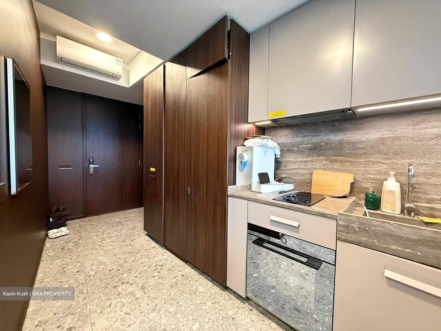 One Pearl Bank (D3), Apartment #558616571